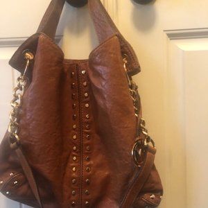 MICHAEL KORS -  Large Astor Uptown Studded Shoulder Tote Congac/Walnut